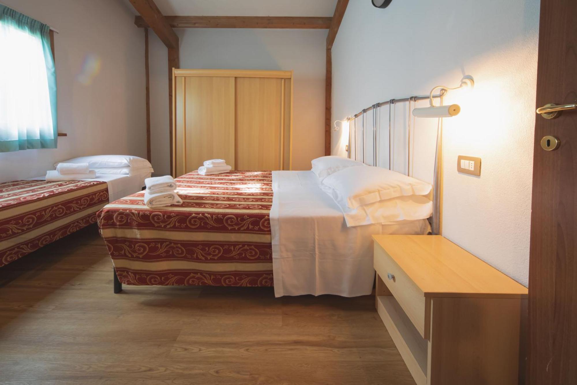 Heliopolis Camping & Village Pineto Luaran gambar